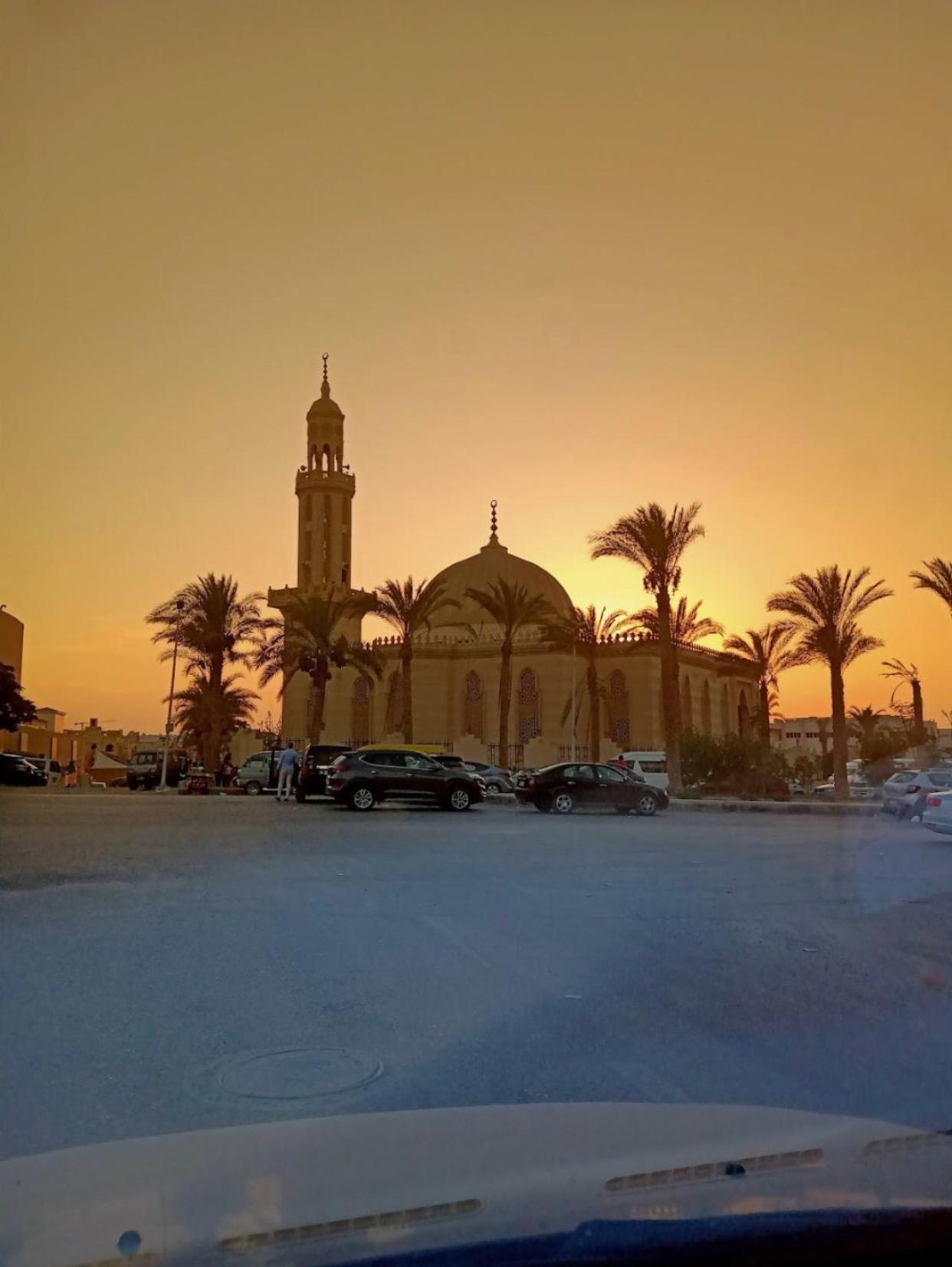 شقة في قلب القاهرة الجديدة تطل على شارع التسعين الشمالي Dış mekan fotoğraf